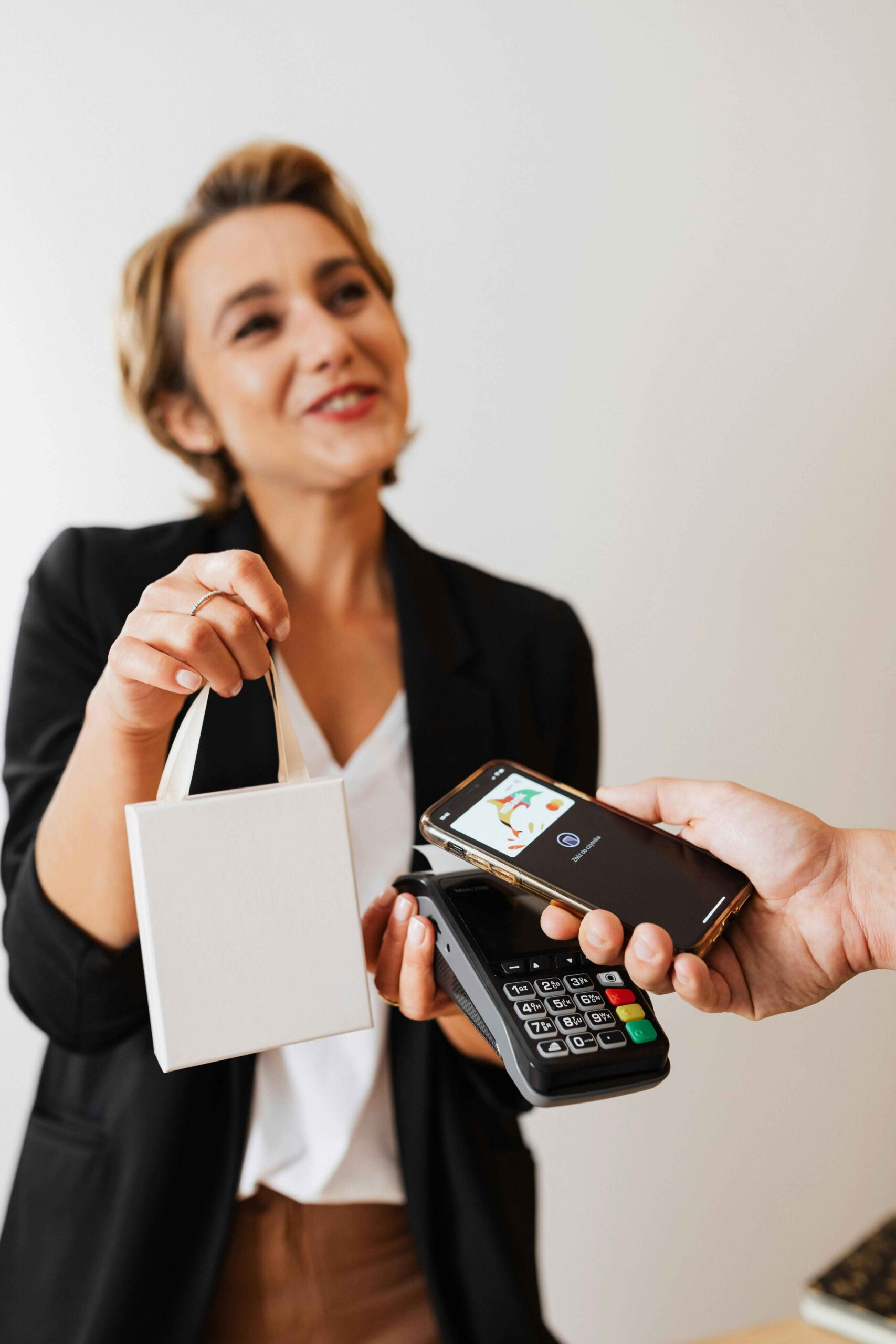 Top Payment Processing Solutions to Empower Your Small Business in 2024